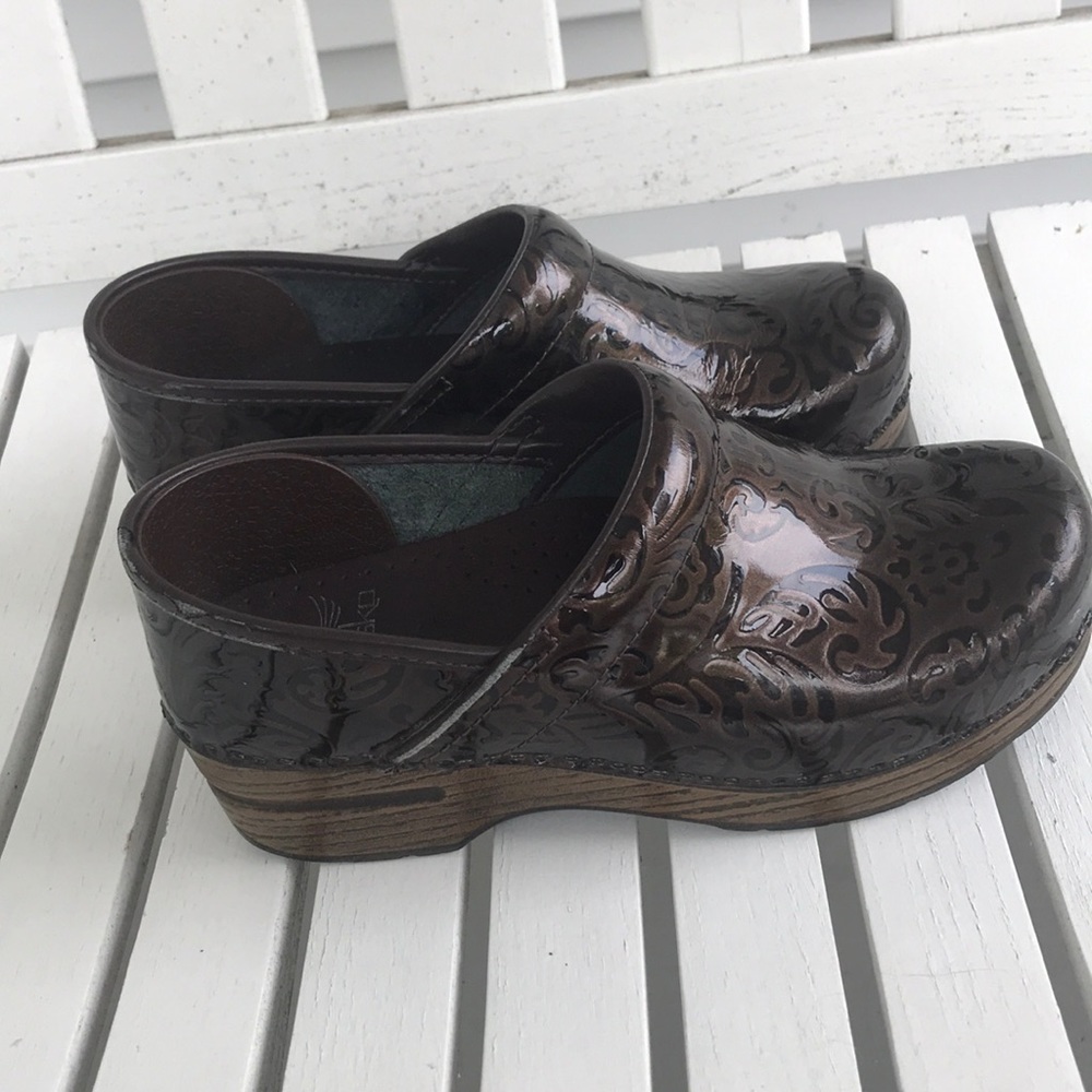 Brown brocade style Dansko clogs